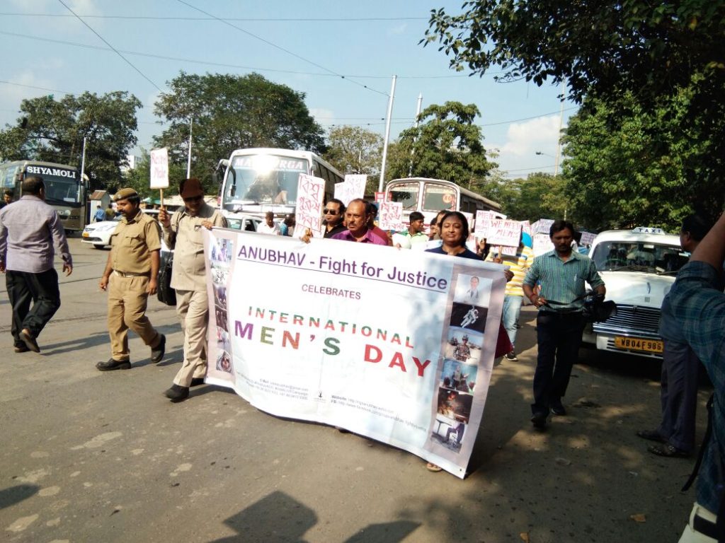 Creating awareness about Men's Day 2017 in Kolkata